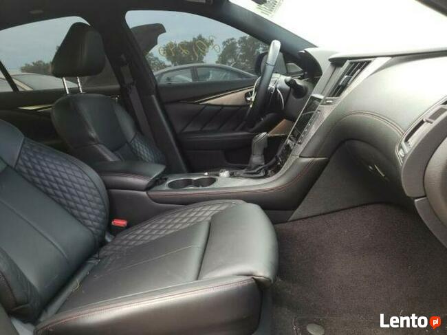 Infiniti Q50 2019, 3.0L, Red Sport, porysowany lakier