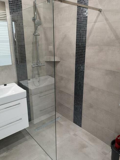 AMBER, mieszkanie dla pracowników firm 8-osobowe, 3 pokoje.