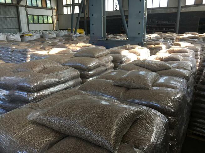Pellet 6 mm 1 Tona w workach po 15 kg