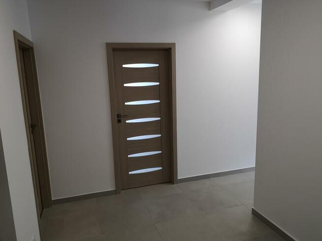 AMBER, mieszkanie dla pracowników firm 8-osobowe, 3 pokoje.