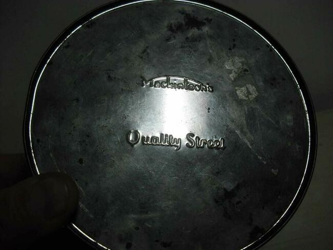 Kolekcjonerskie kubki+puszka - Elizabeth i Diana-1977/81r.