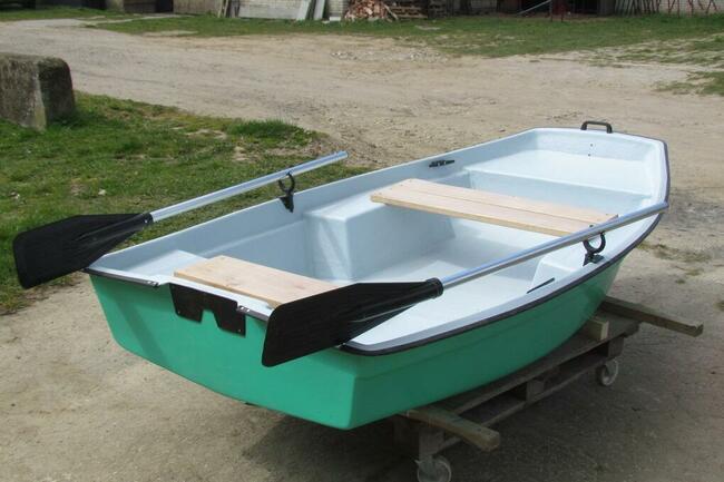 Łódka wiosłowa, bączek, łódź wędkarska Armada 240 dla 2 osób
