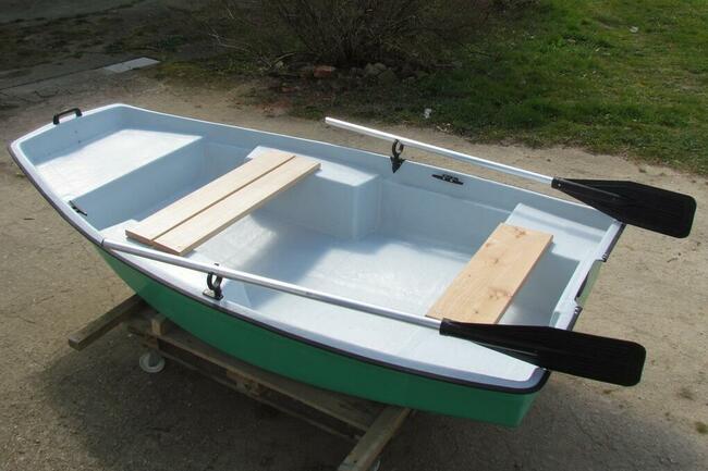 Łódka wiosłowa, bączek, łódź wędkarska Armada 240 dla 2 osób