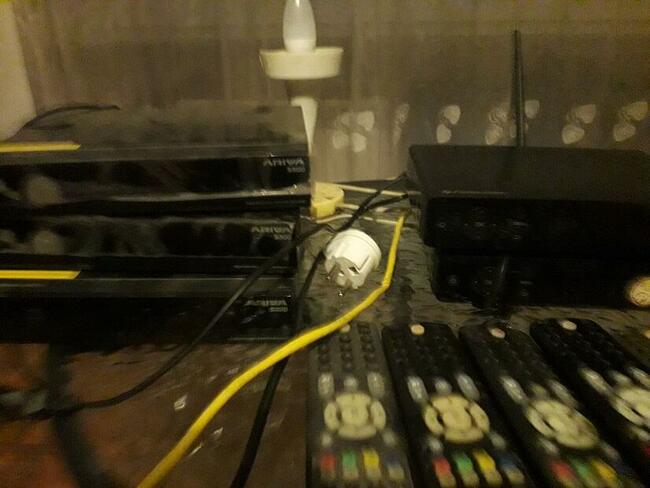 Sprzedam dekodery ariva