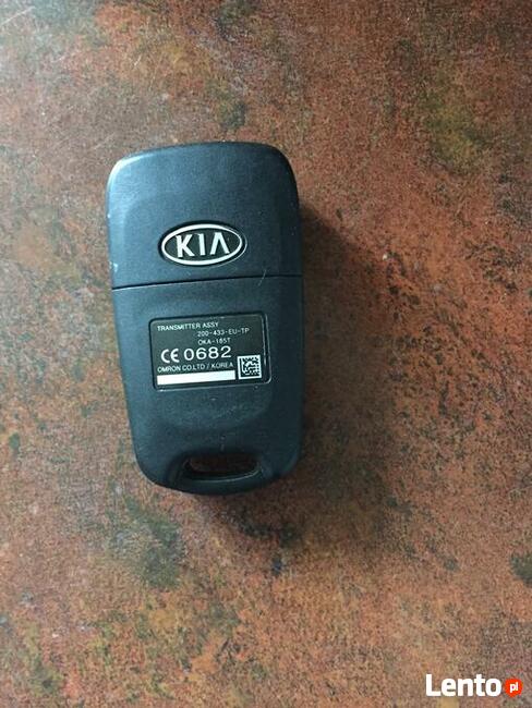 Kluczyk z pilotem scyzoryk Kia