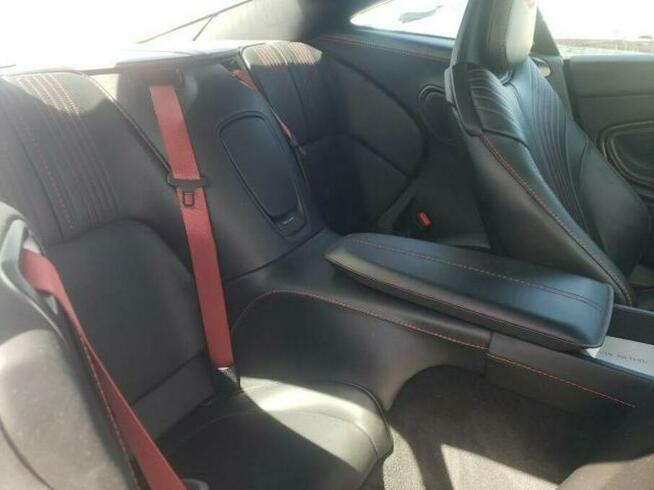 Aston Martin DB11 2019, 4.0L, od ubezpieczalni