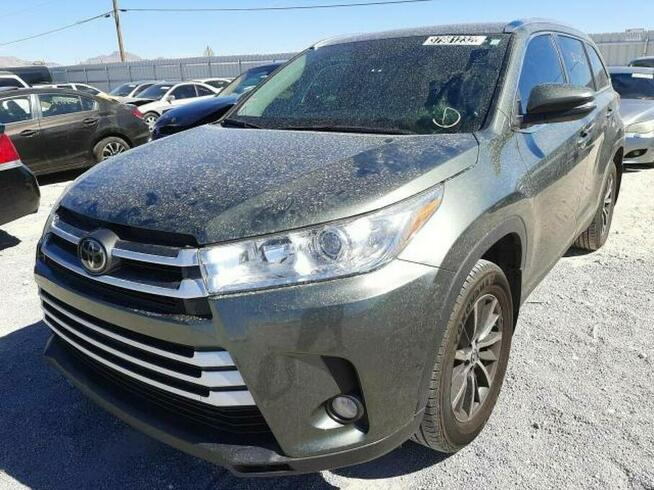 Toyota Highlander 2019, 3.5L, 4x4, SE, porysowany lakier