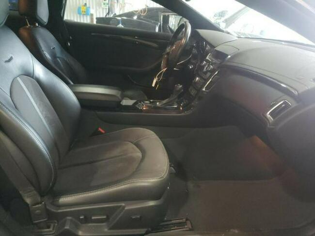 Cadillac CTS -V, 6.2L, porysowany lakier