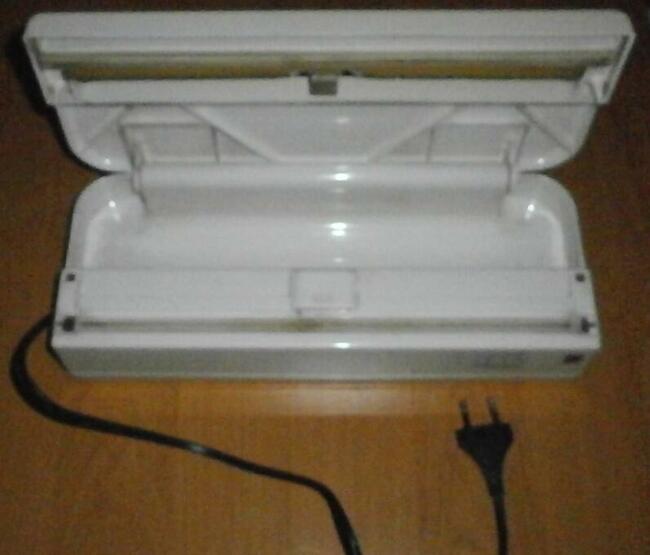 Zgrzewarka próżniowa do folii i 2 rolki folii