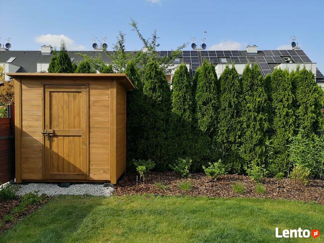 Domek narzędziowy 2 x 1,1m w konstrukcji słupowej