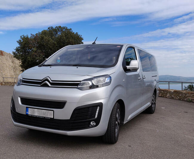 Przewóz osób na lotniska, konferencje, imprezy itp.