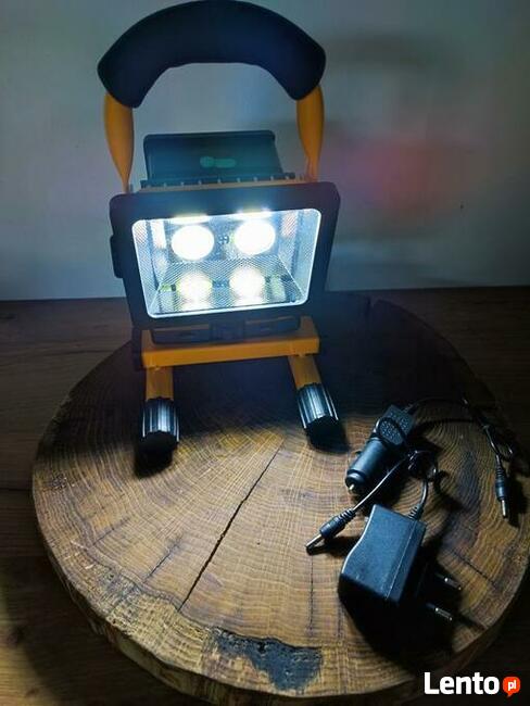 Nowe Halogeny robocze budowlane z akumulatorem 50w ip65