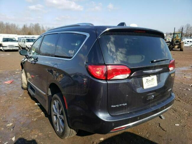 Chrysler Pacifica Limited, 2020, 3.6L, porysowany