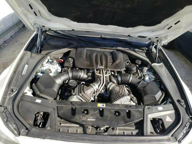 BMW M5 2013, 4.4L, od ubezpieczalni