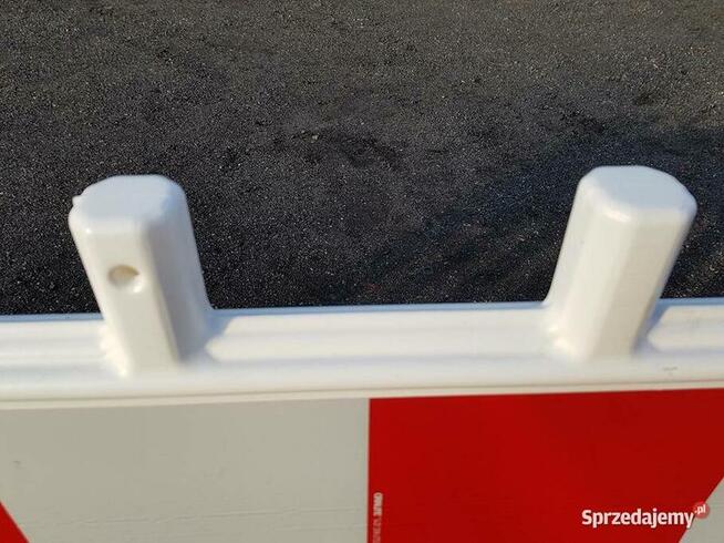 Barierka oddzielająca PCV typu U20/THOR