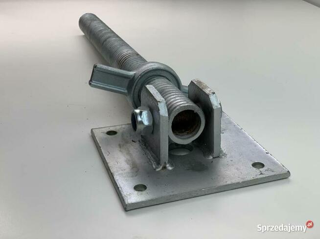 Stopa uchylna ramy rusztowania