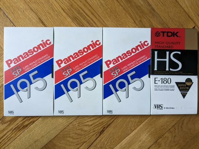 4 sztuki Kaset Video VHS - Made in Japan - real foto