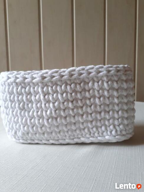 Koszyczek ze sznurka
