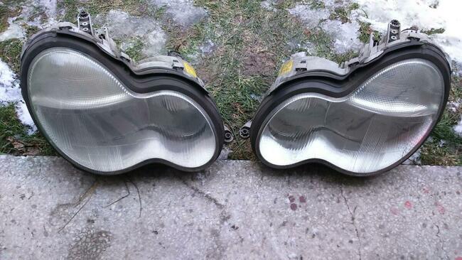 Mercedes - reflektory - światła tył - rózne pozostałości