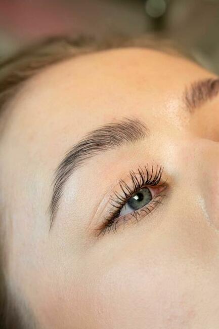 Lifting laminacja rzęs / Laminowanie brwi / Henna pudrowa