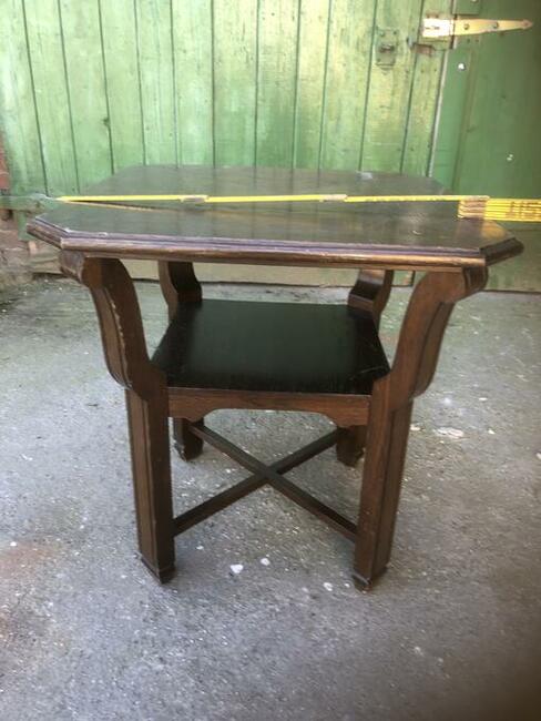 Stolik z litego drewna