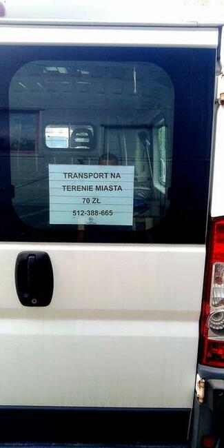 Transport busem dostawczym