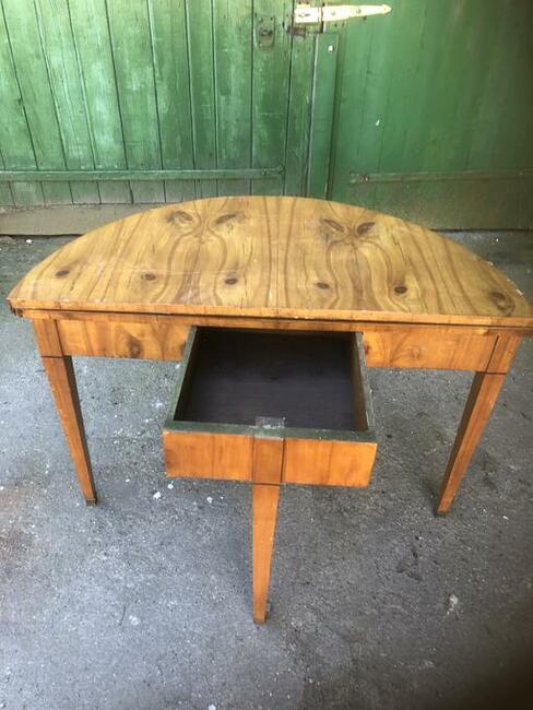 Stolik drewniany rozkładany