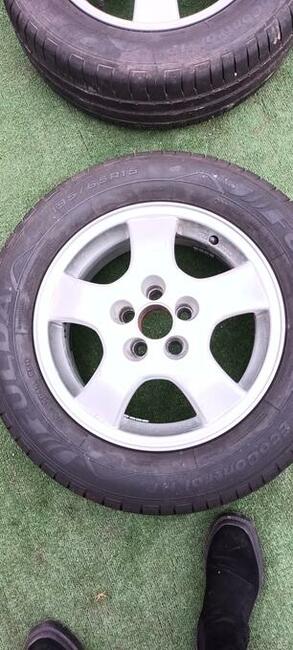 Felgi aluminiowe z oponami R15