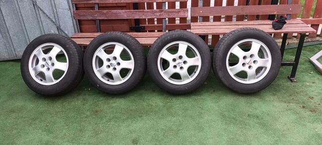 Felgi aluminiowe z oponami R15