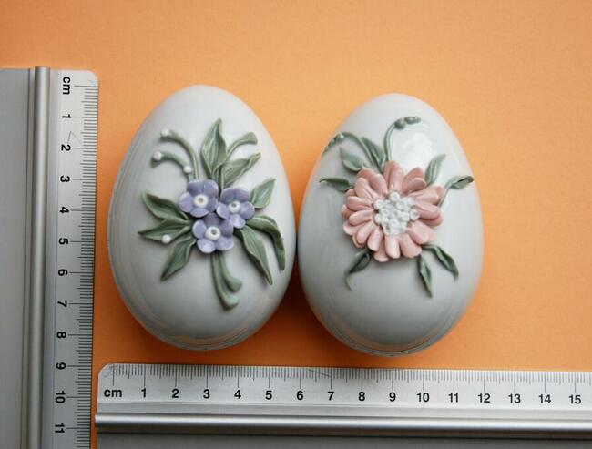 Jajko pisanka kwiaty relief porcelana Ćmielów vintage