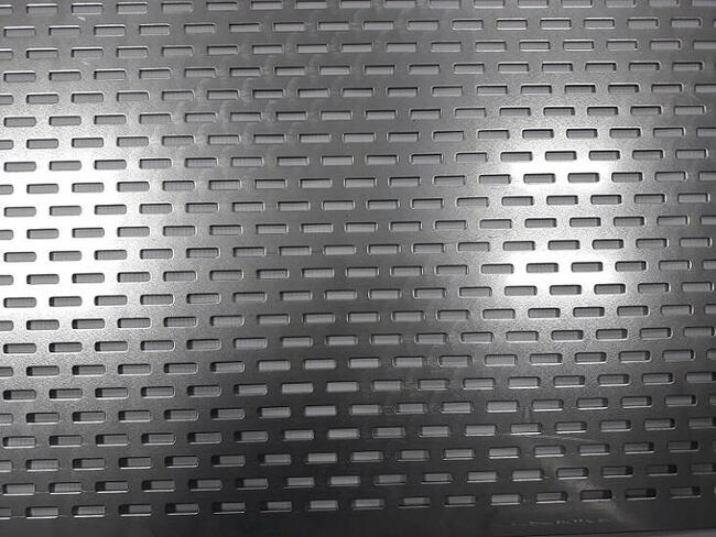 Perforacja, cięcie, gięcie CNC blach