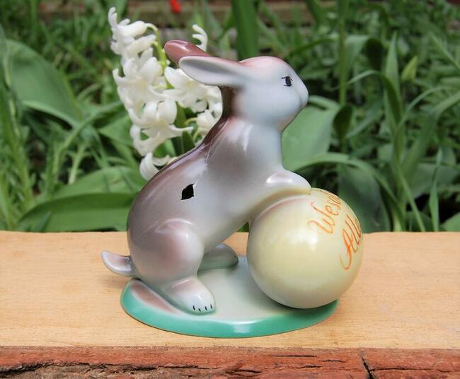 Zając Wesołego Alleluja figurka porcelana Ćmielów vintage