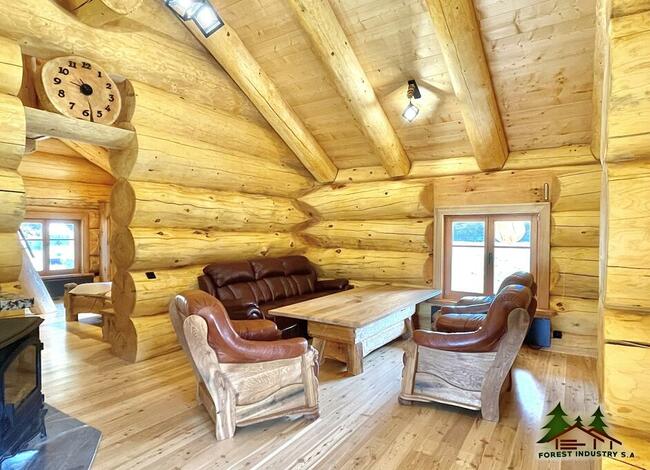 nowy, całoroczny i wyjątkowy dom w górach, z bali cedrowych.