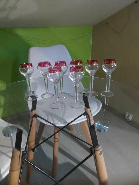 Sprzedam Kieliszki PRL Hortensja Osiem Sztuk Okazja Polecam