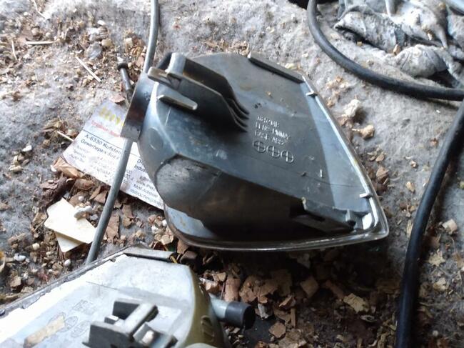 Kierunkowskaz migacz seat Ibiza Cordoba VW caddy