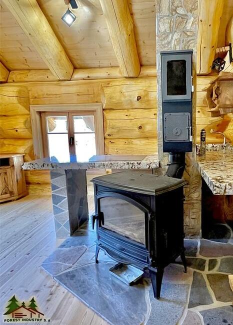 nowy, całoroczny i wyjątkowy dom w górach, z bali cedrowych.