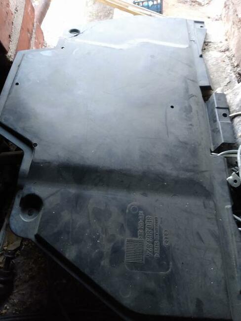Audi A4 VW passat osłona dolna skrzyni biegów