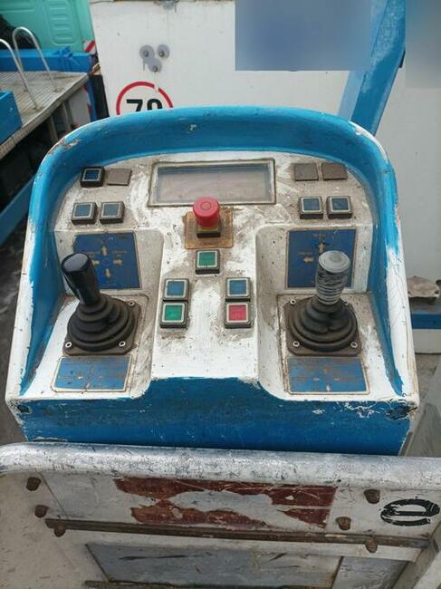 Podnośnik koszowy Wumag WT260 zwyżka , części wumag kosz