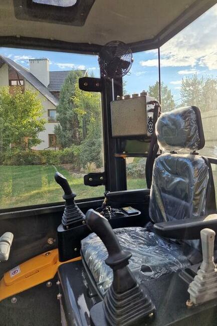 Mini Koparka Berger Kraus BK1500KS z kabiną osprzętem YANMAR