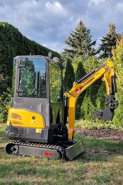 Mini Koparka Berger Kraus BK1500KS z kabiną osprzętem YANMAR