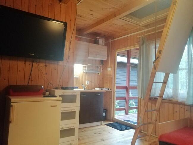 Domek Kurka nad jeziorem Sasek Wielki Szczytno Mazury nocleg