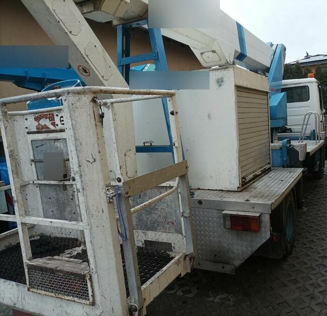 Podnośnik koszowy Wumag WT260 zwyżka , części wumag kosz