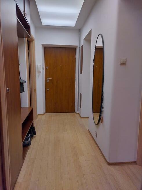 3 - pokojowe (63 m) mieszkanie w starej Nowej Hucie