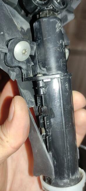 Spryskiwacz reflektora Peugeot 308 t9