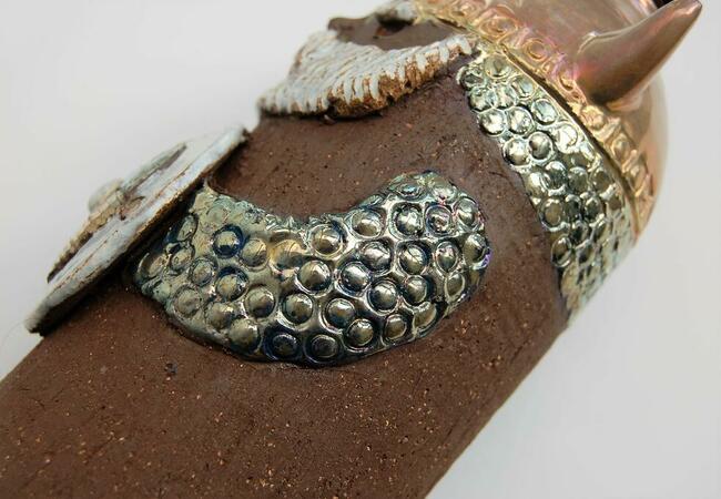 Wiking, ozdobna butelka ceramiczna Marga Bourelius, Szwecja