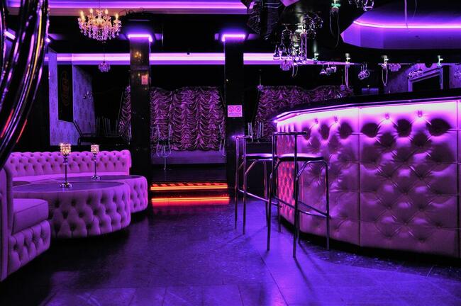 Tancerka klub Flamingo Tarnow . Танцорка Клуб