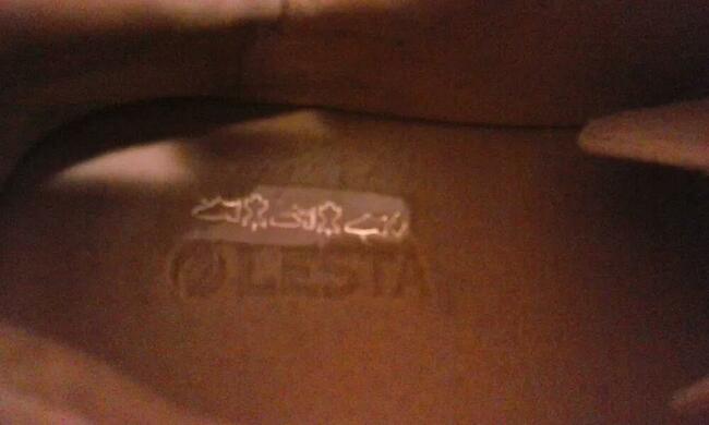 Półbuty skórzane firmy Lesta rozmiar 37 kolor białobeżowy