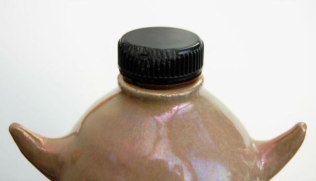 Wiking, ozdobna butelka ceramiczna Marga Bourelius, Szwecja