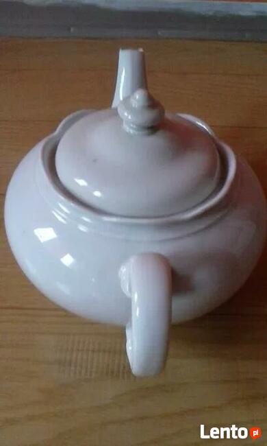 Porcelanowy imbryk do herbaty firmy Wawel z czasów PRL