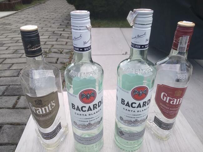 Butelki po wódce Bocian orginał z zakrętkami BAKARDI, GRANTS